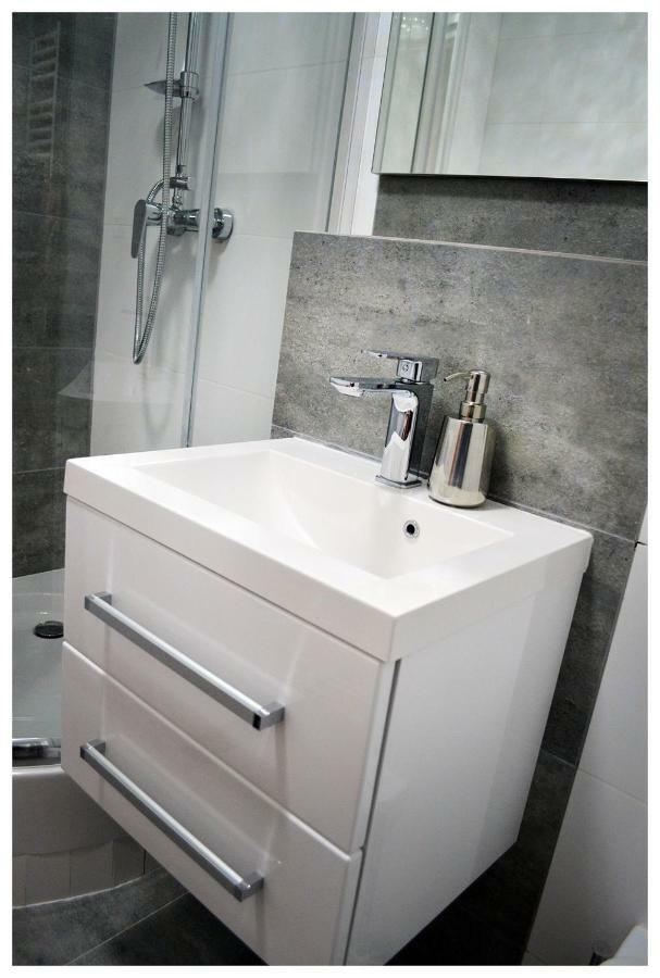 Color24 Apartament Stalowa Wola Bagian luar foto